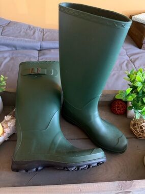 Kamik Women's Tall Green Waterproof Rain Boots 6